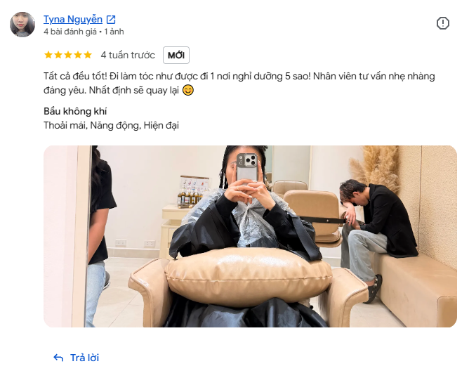 Ảnh chụp đánh giá của Tyna Nguyễn. Cảm nhận về sự tư vấn nhẹ nhàng và trải nghiệm thư giãn tại salon.